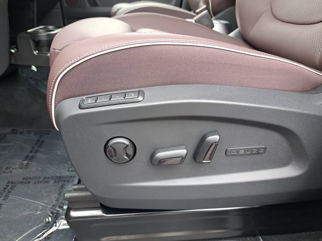 New 2025 Volkswagen ID. Buzz Pro S image 34