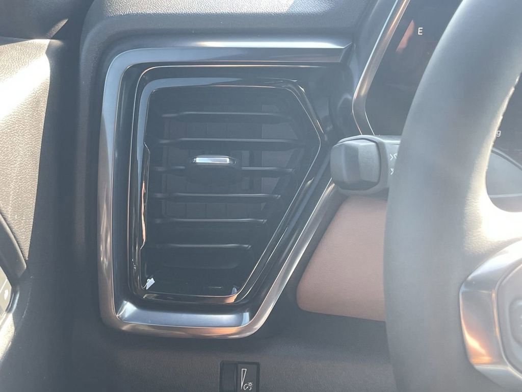 New 2026 GMC Canyon AT4 w/ Technology Plus Package image 25