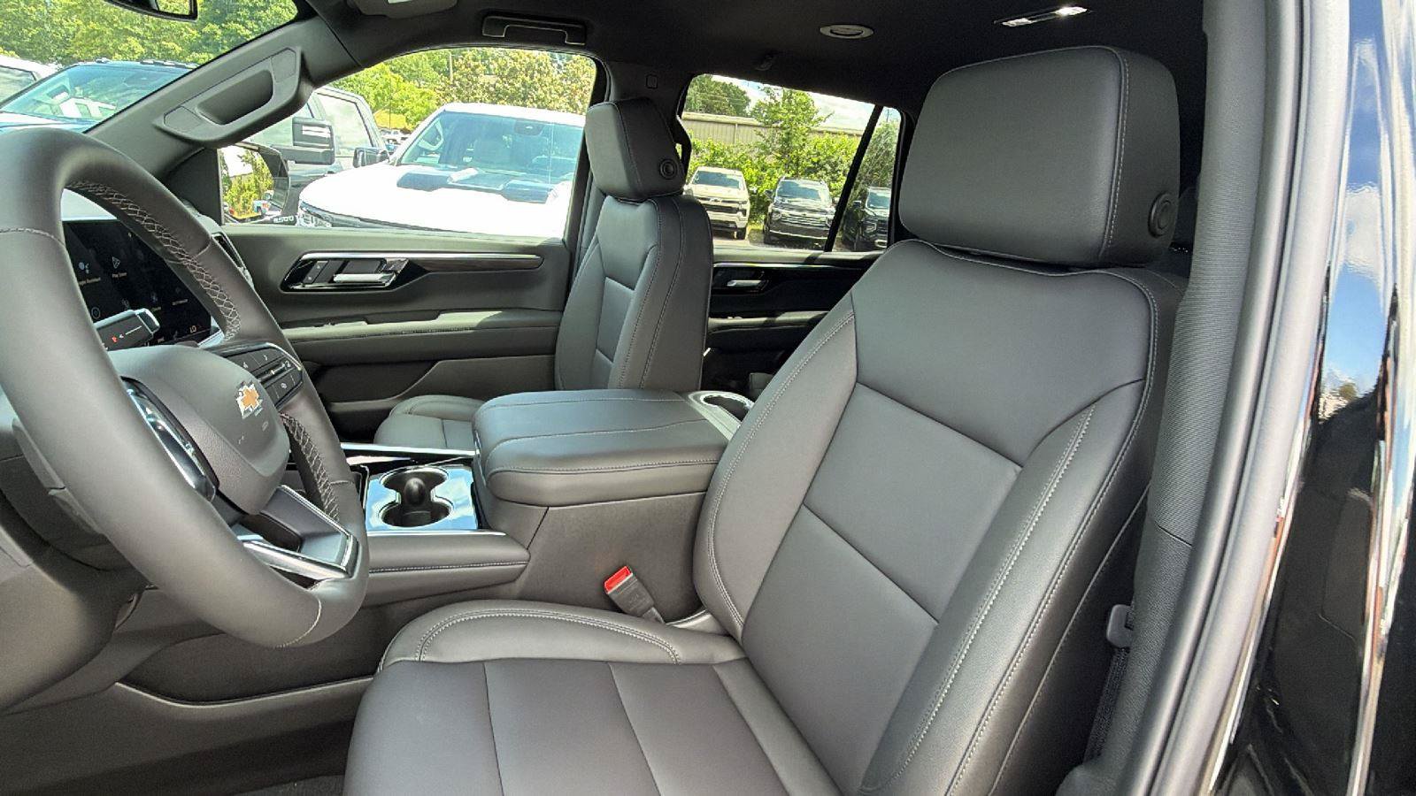 New 2026 Chevrolet Tahoe LT w/ Comfort Package AWD/4WD image 14