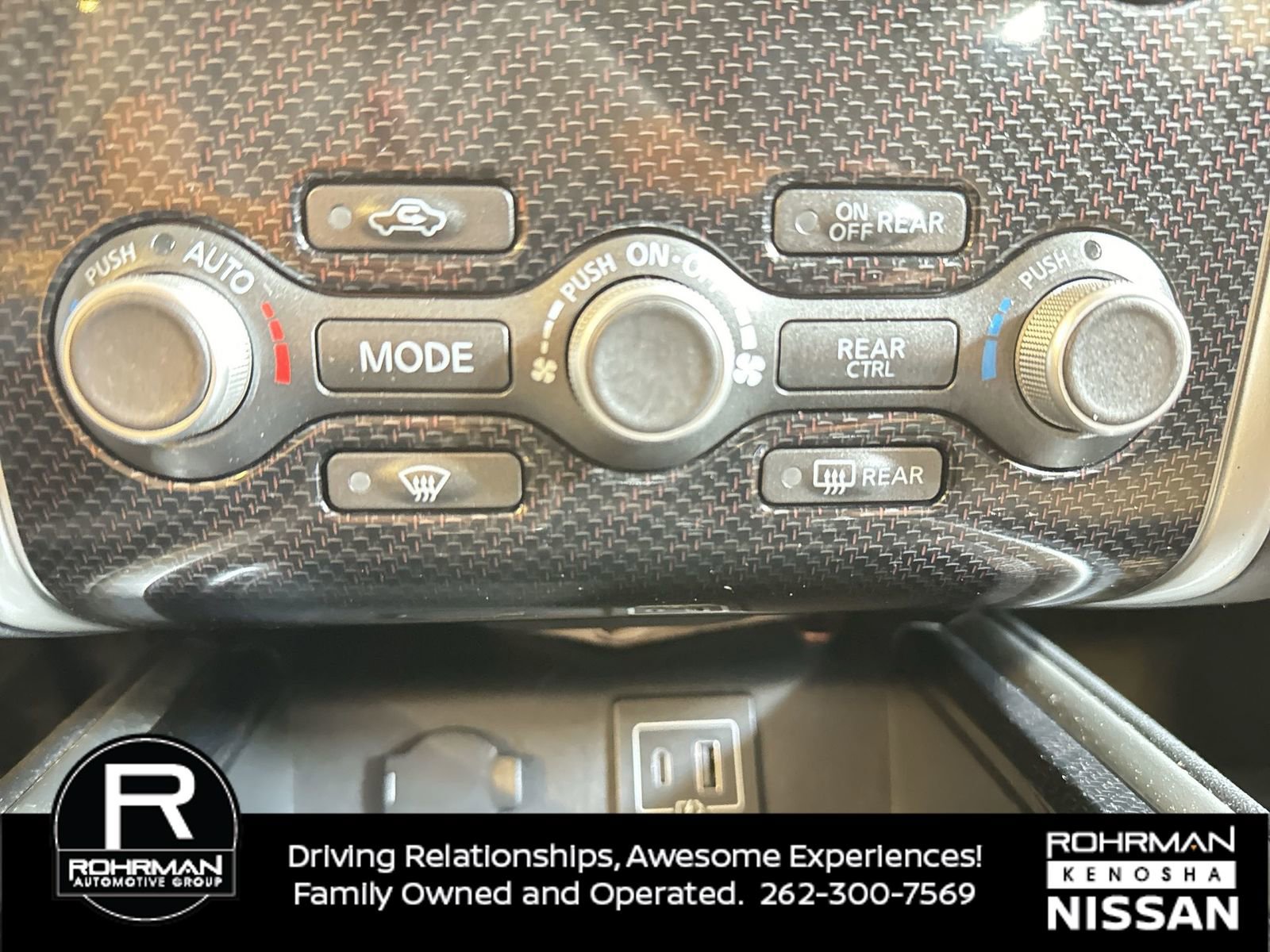 Used 2020 Nissan Pathfinder SL image 10