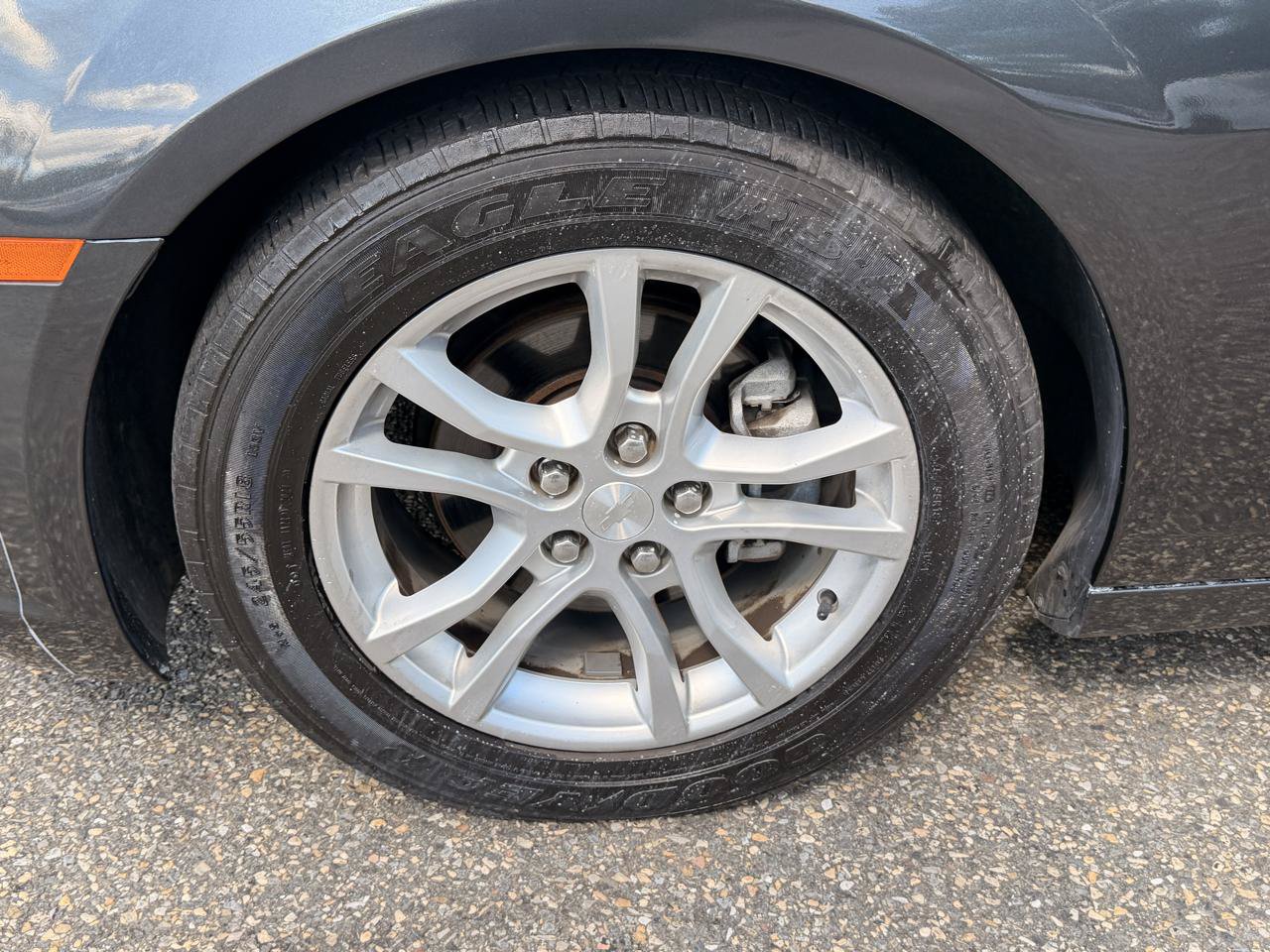 Used 2015 Chevrolet Camaro LT RWD image 9