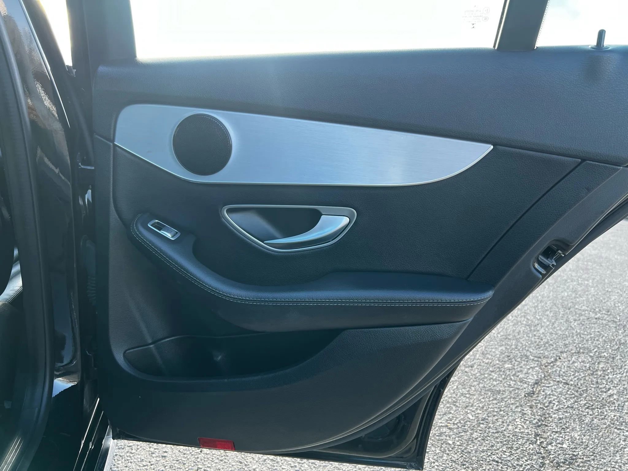 Used 2018 Mercedes-Benz C 300 4MATIC Sedan image 11