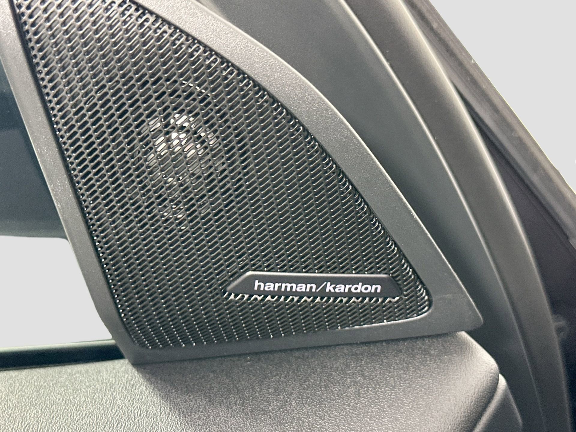 Used 2026 BMW X3 xDrive30 w/ Premium Package image 19