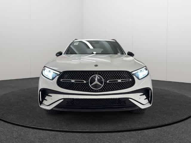 Certified 2026 Mercedes-Benz GLC 300 4MATIC image 2