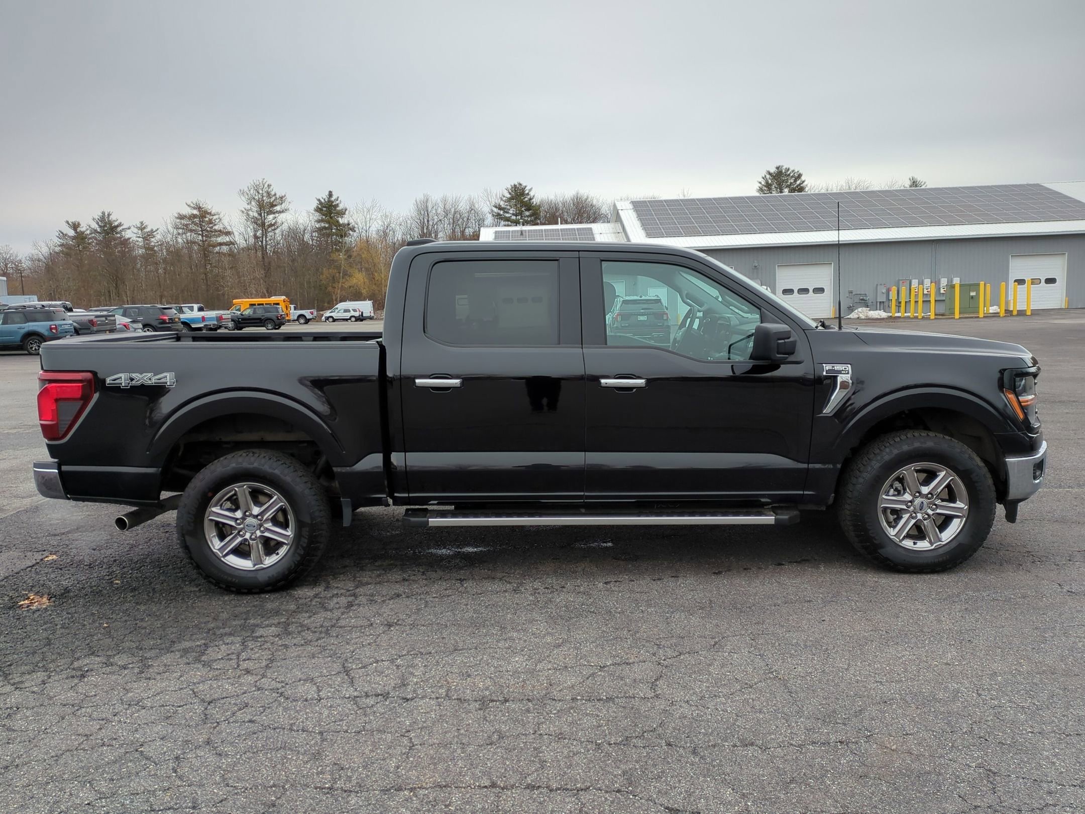Used 2025 Ford F150 XLT w/ Equipment Group 301A Standard image 2
