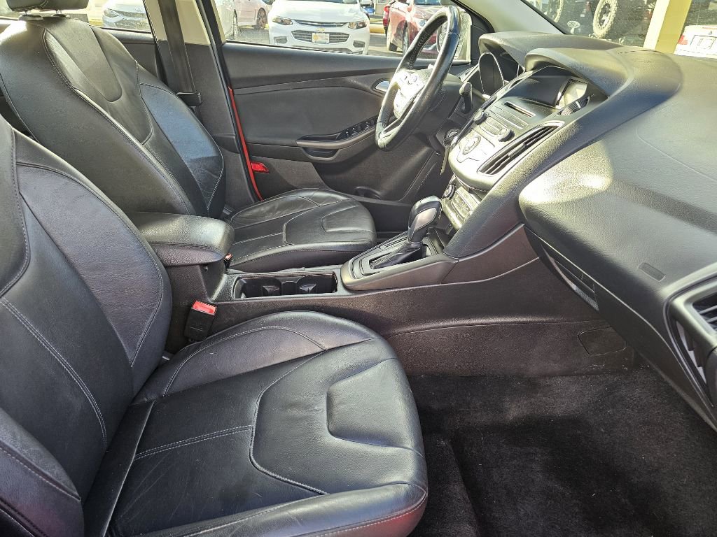 Used 2016 Ford Focus SE w/ Equipment Group 201A image 46