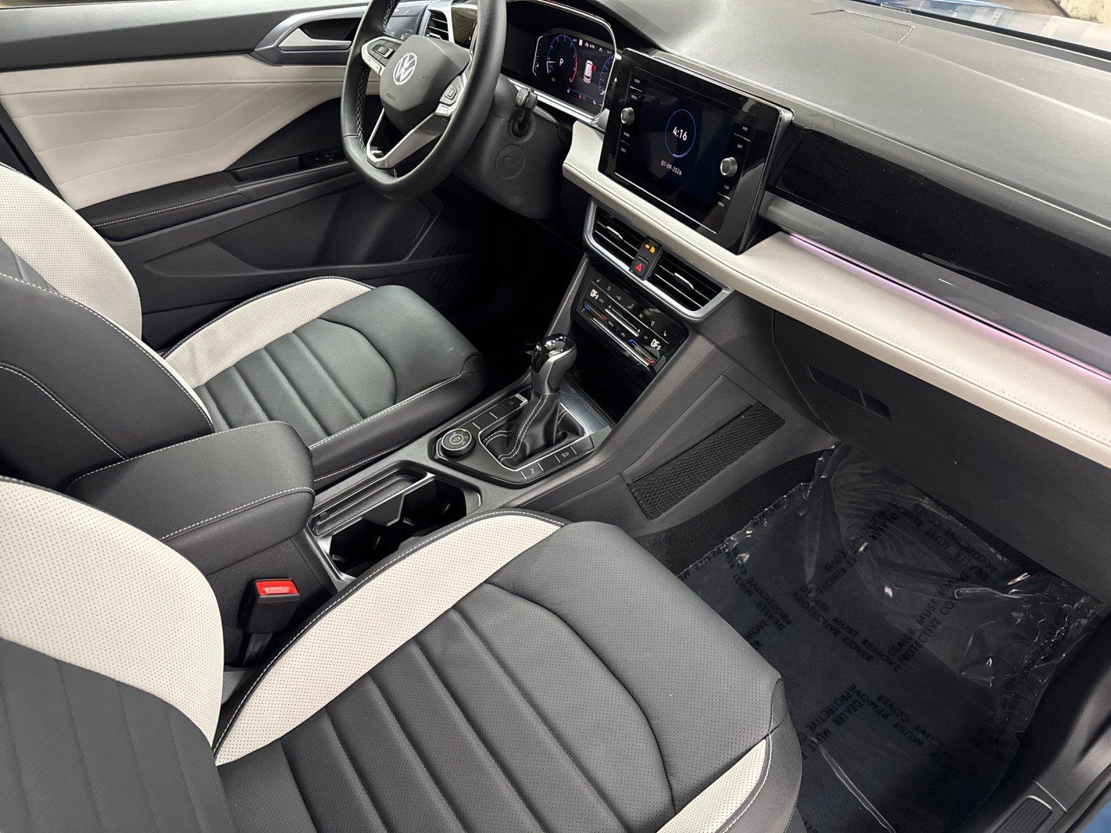 New 2026 Volkswagen Taos SEL AWD/4WD image 15