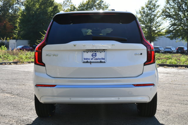 New 2027 Volvo XC90 B6 Plus AWD/4WD image 6
