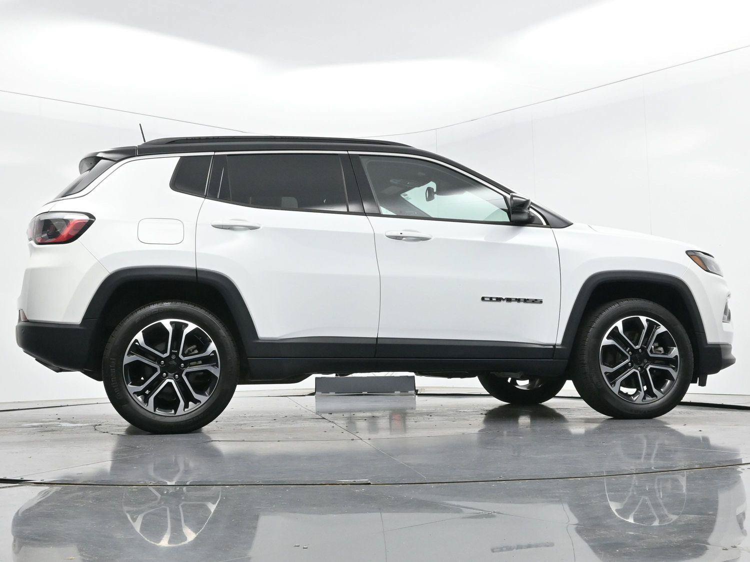 Used 2023 Jeep Compass Limited AWD/4WD image 50