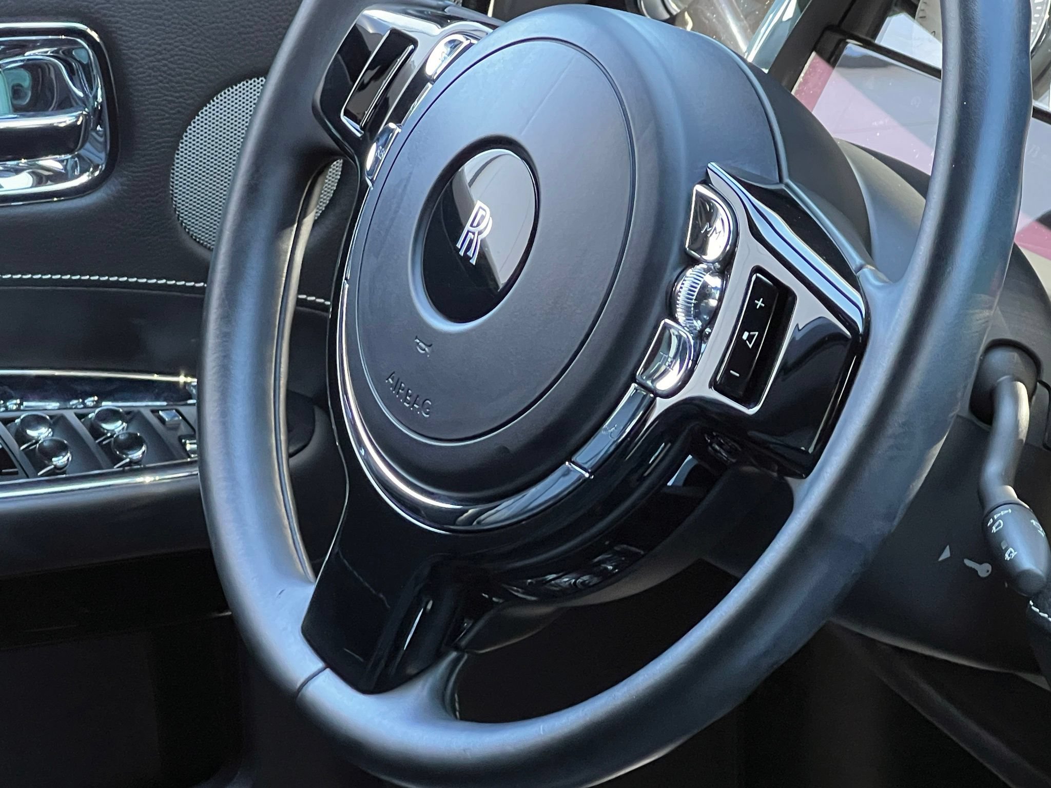 Used 2017 Rolls-Royce Ghost RWD image 37
