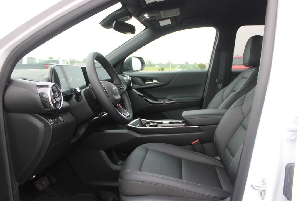 New 2026 Chevrolet Equinox LT w/ Convenience Package II FWD image 22