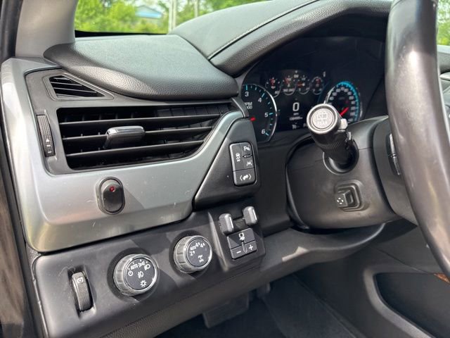 Used 2017 Chevrolet Suburban Premier AWD/4WD image 30