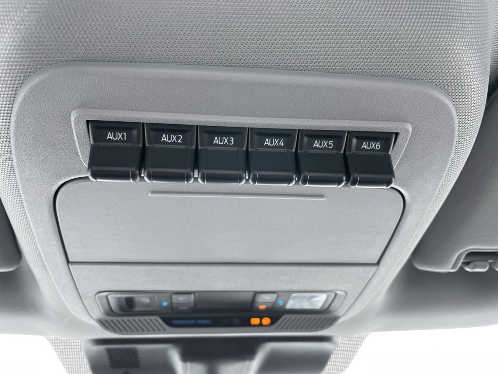 New 2026 Ford F250 XL w/ XL Chrome Package image 51