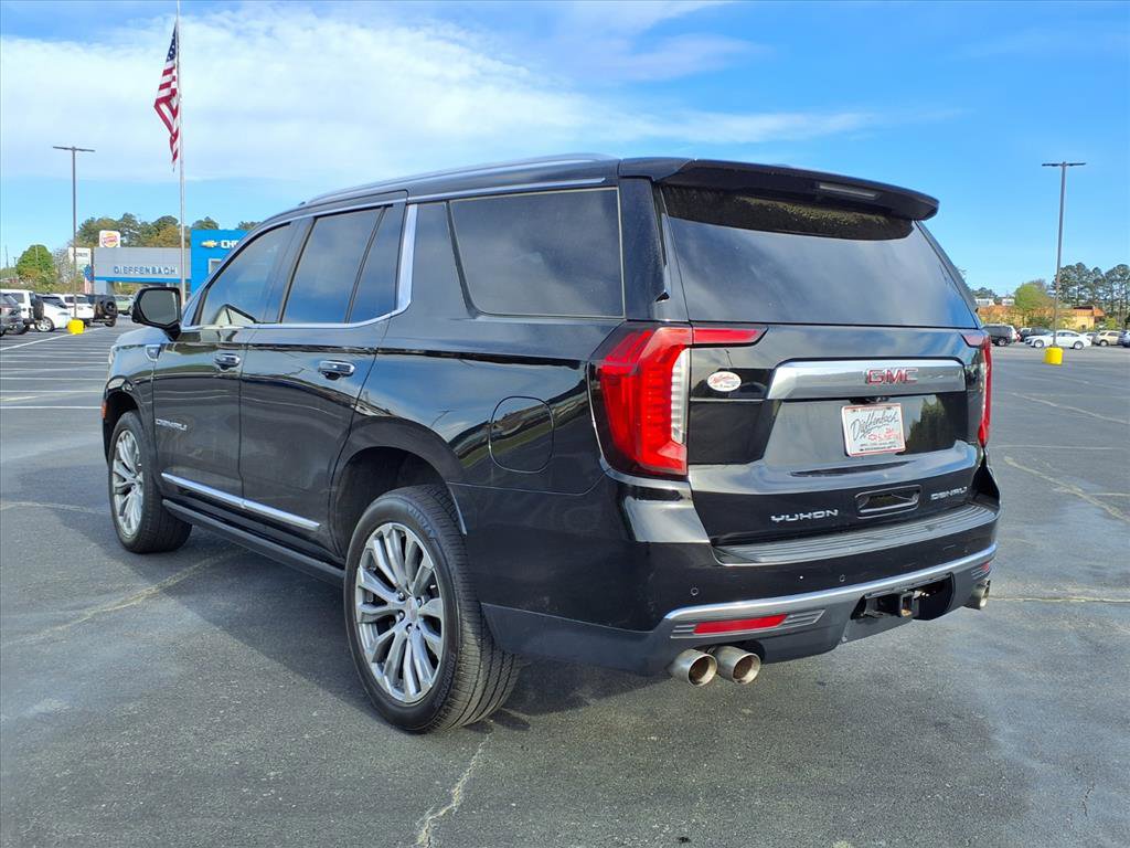 Used 2021 GMC Yukon Denali w/ Denali Premium Package image 18