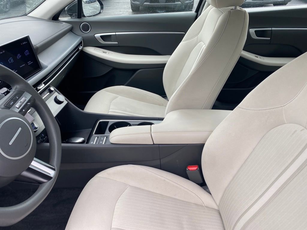 Used 2025 Hyundai Sonata SEL FWD image 18