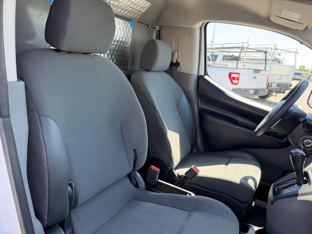 Used 2021 Nissan NV200 S FWD image 30