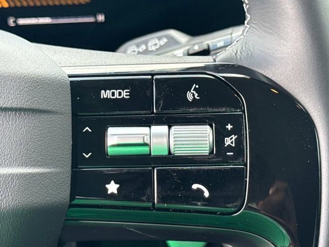 New 2026 Kia Sorento LX FWD image 25