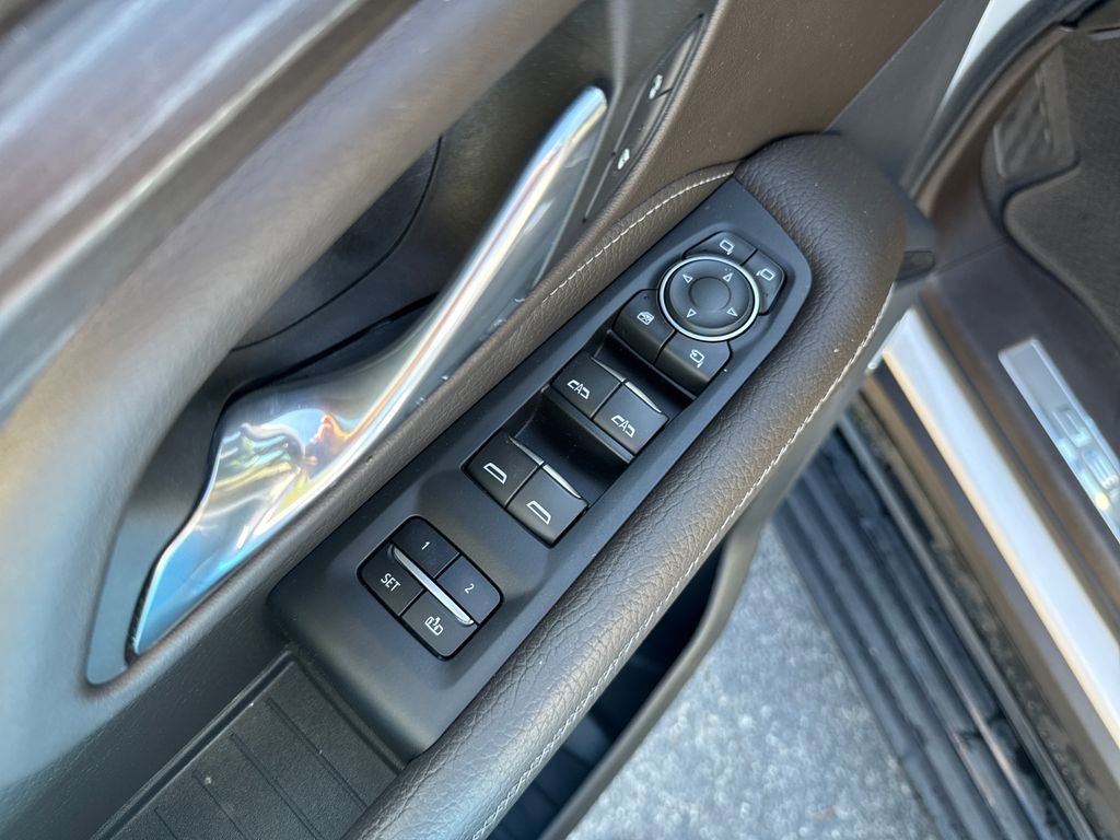 Used 2023 GMC Yukon XL Denali w/ Max Trailering Package image 11