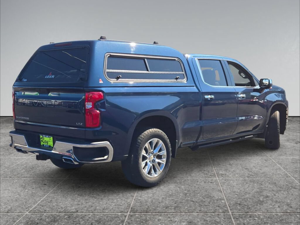 Used 2020 Chevrolet Silverado 1500 LTZ w/ LTZ Premium Package AWD/4WD image 7