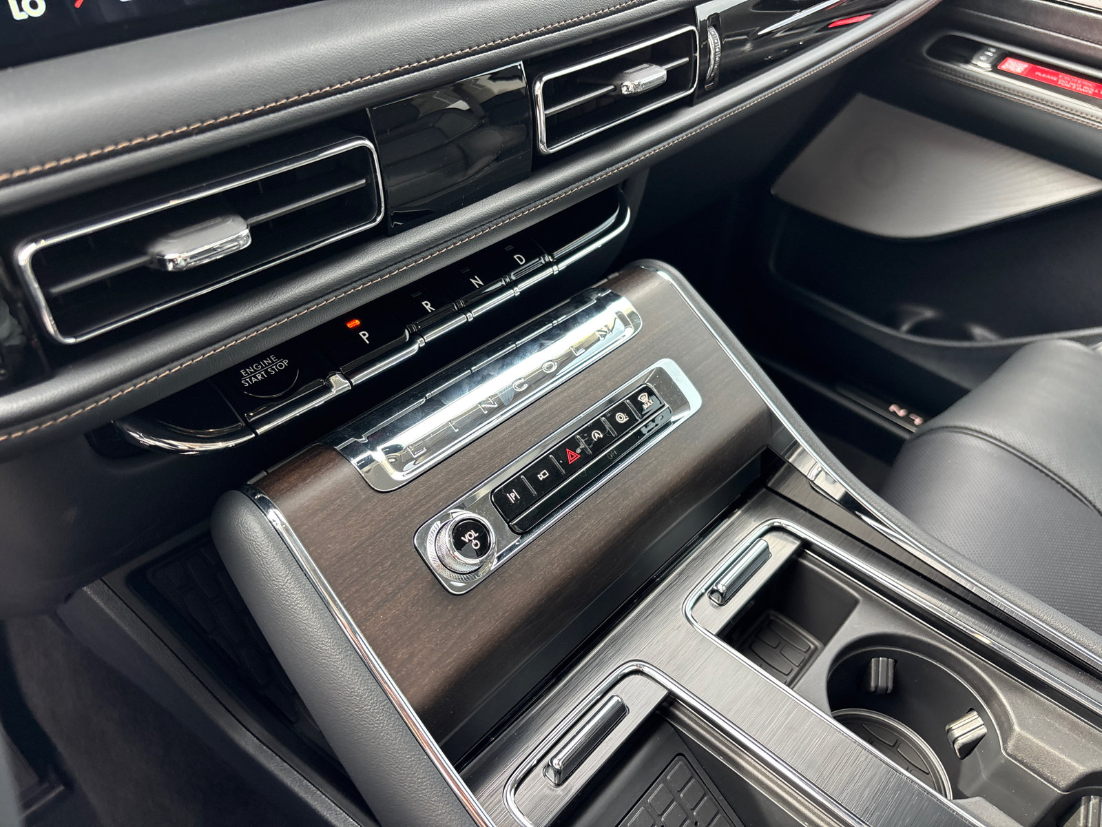 New 2026 Lincoln Aviator Reserve AWD/4WD image 22