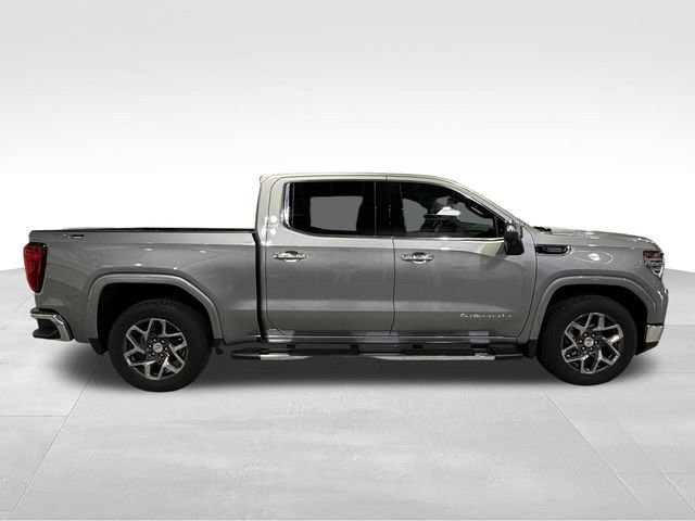 Used 2023 GMC Sierra 1500 SLT w/ SLT Premium Plus Package AWD/4WD image 4