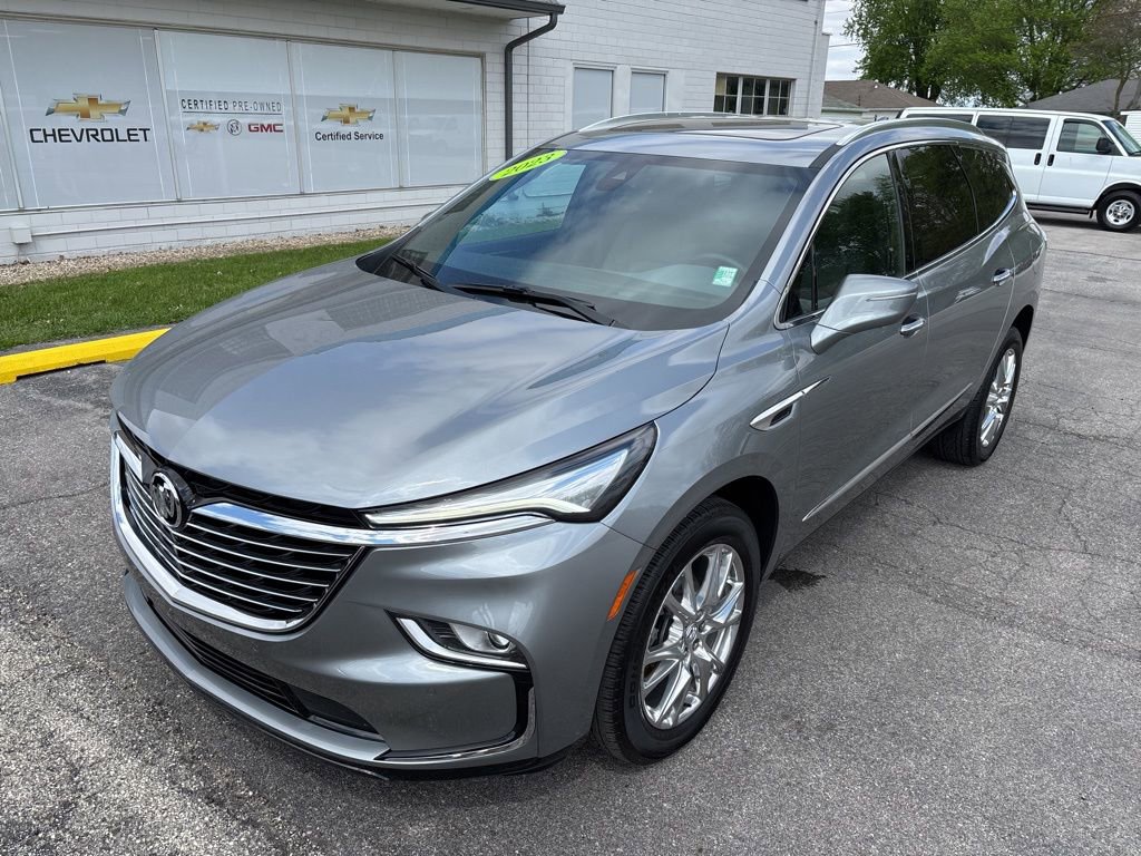 Used 2023 Buick Enclave Essence w/ Experience Buick Package