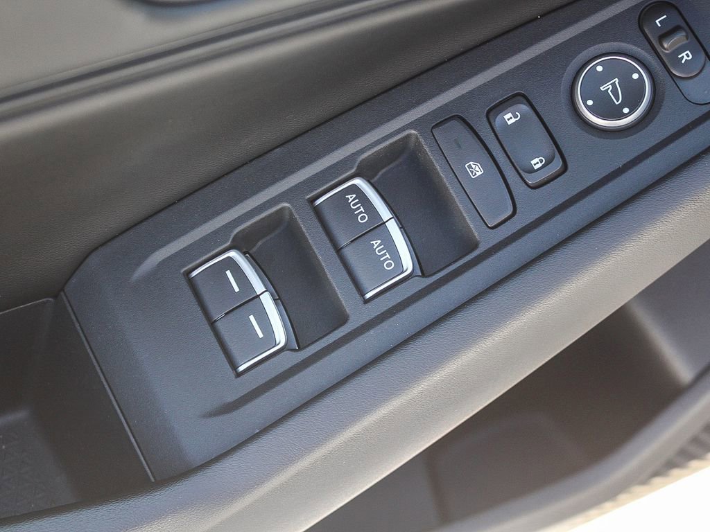 Certified 2023 Honda Accord EX image 21