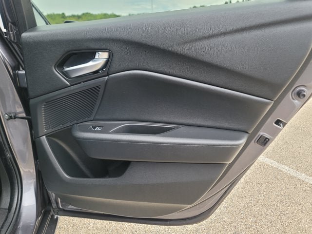 Used 2023 Acura TLX FWD image 11