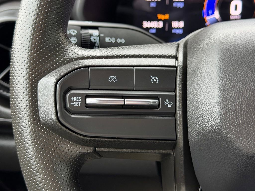 Used 2024 Chevrolet Colorado Trail Boss w/ Technology Package image 17