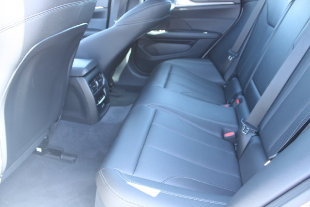 Used 2025 BMW i4 eDrive40 RWD image 39