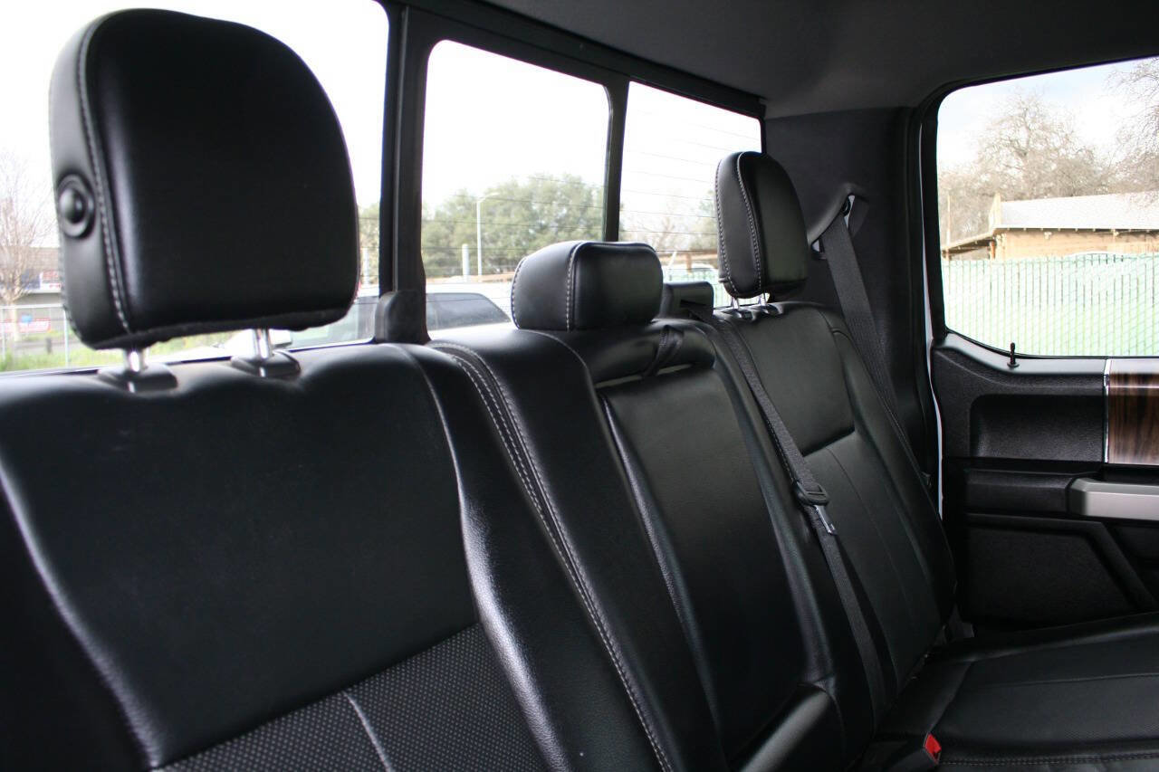 Used 2019 Ford F150 Lariat w/ Equipment Group 502A Luxury AWD/4WD image 28