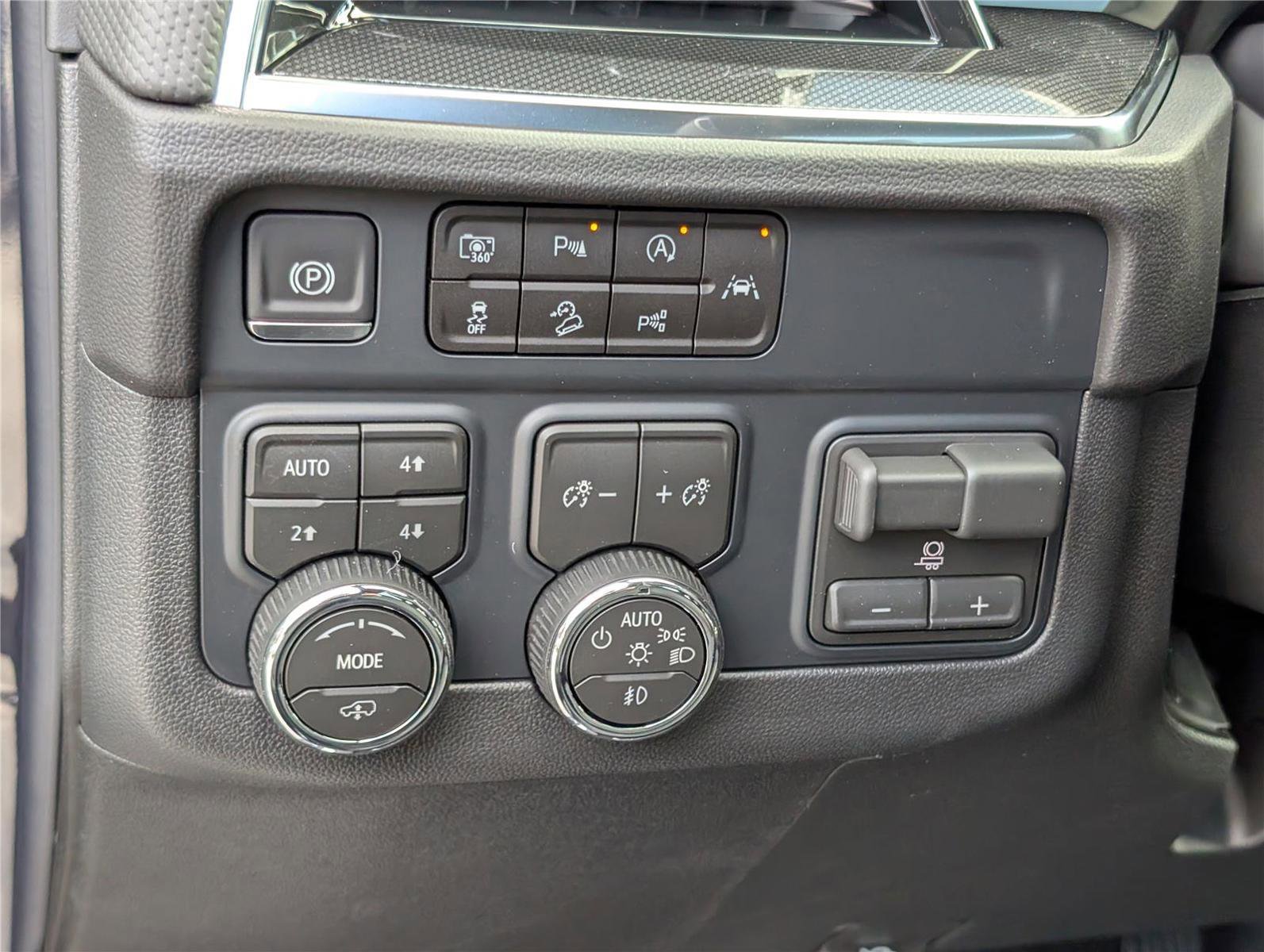 New 2026 Chevrolet Tahoe RST w/ Advanced Technology Package AWD/4WD image 23