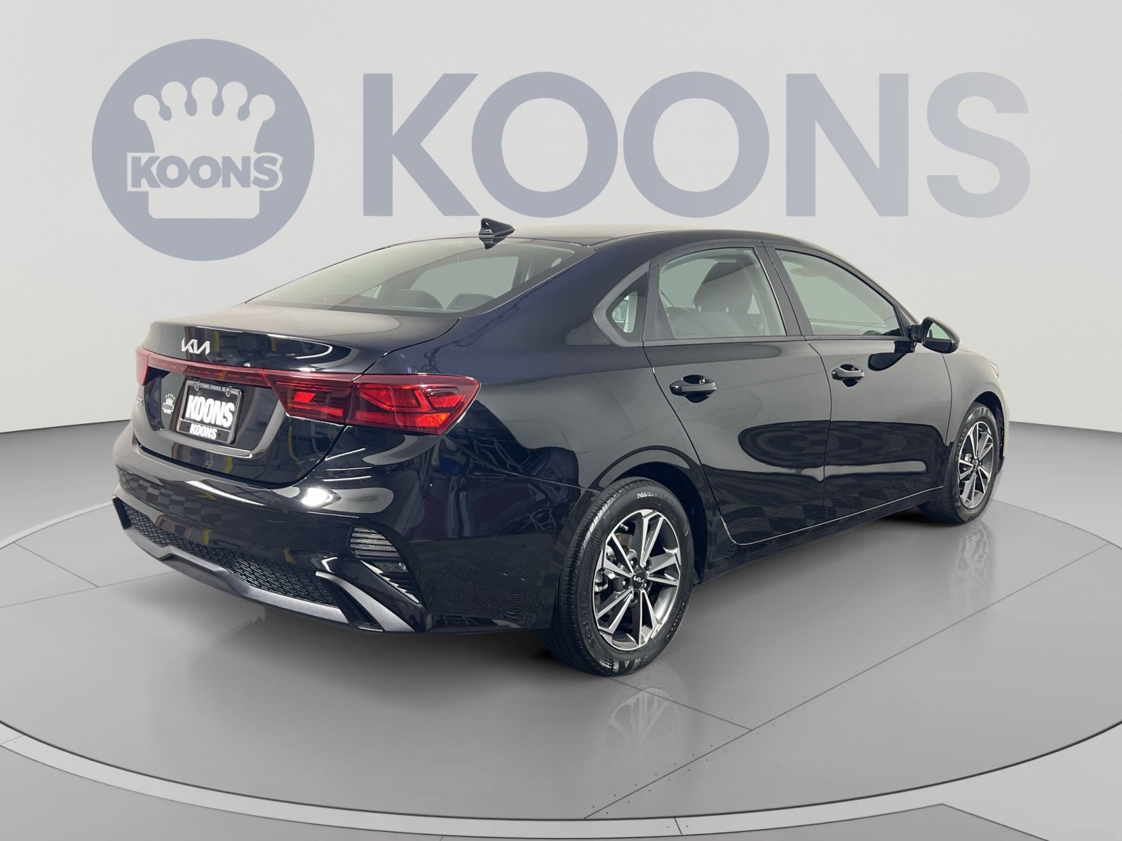 Used 2023 Kia Forte LXS FWD image 7