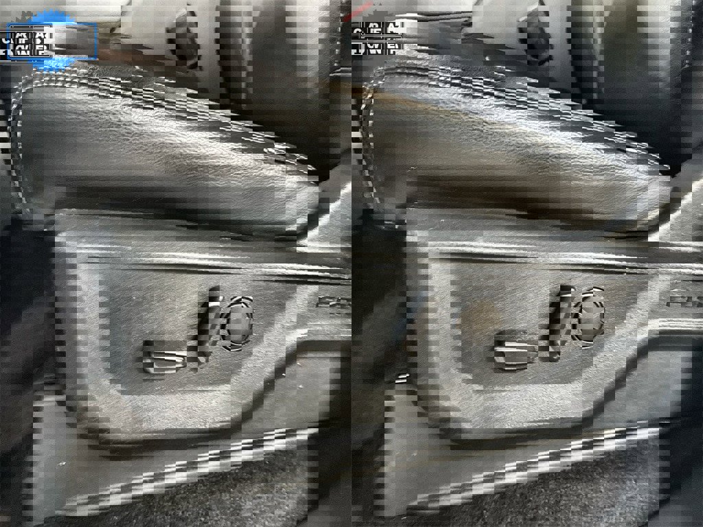 Used 2025 Ford F150 XLT w/ Equipment Group 302A MID image 13