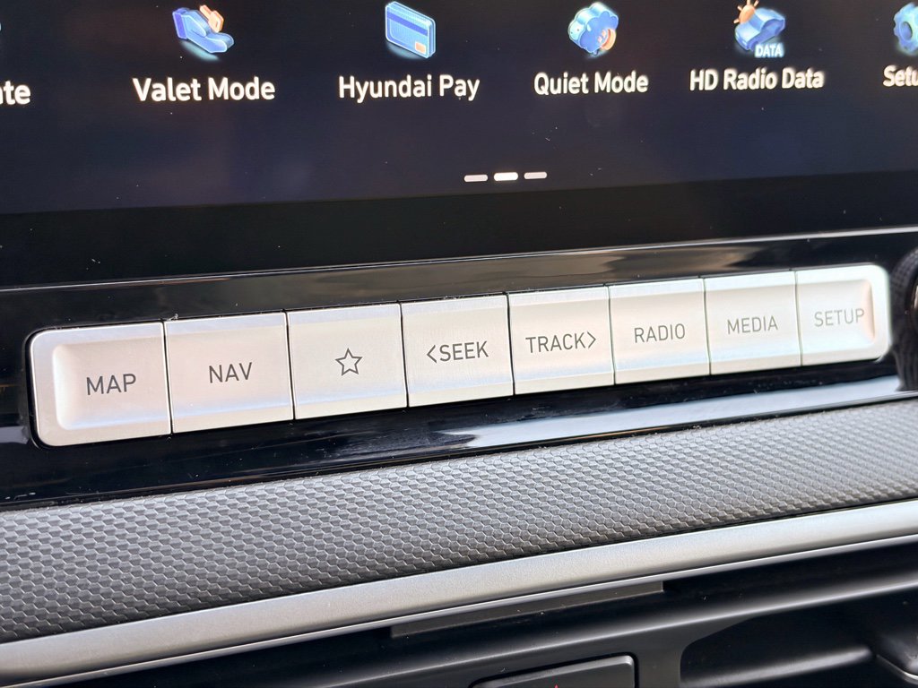 Used 2023 Hyundai Kona Limited w/ Cargo Package image 16