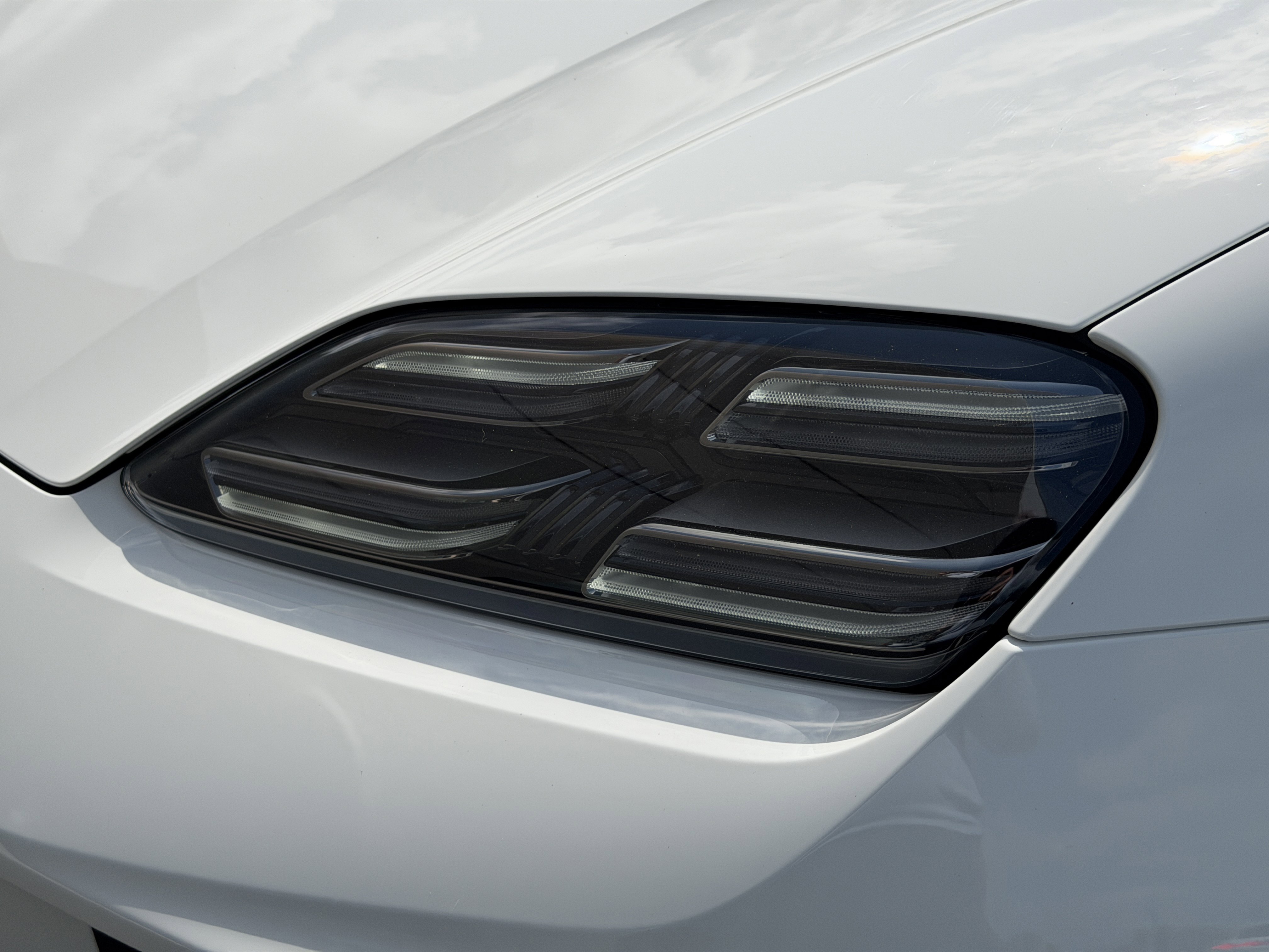 Certified 2024 Porsche Macan Turbo Electric image 11