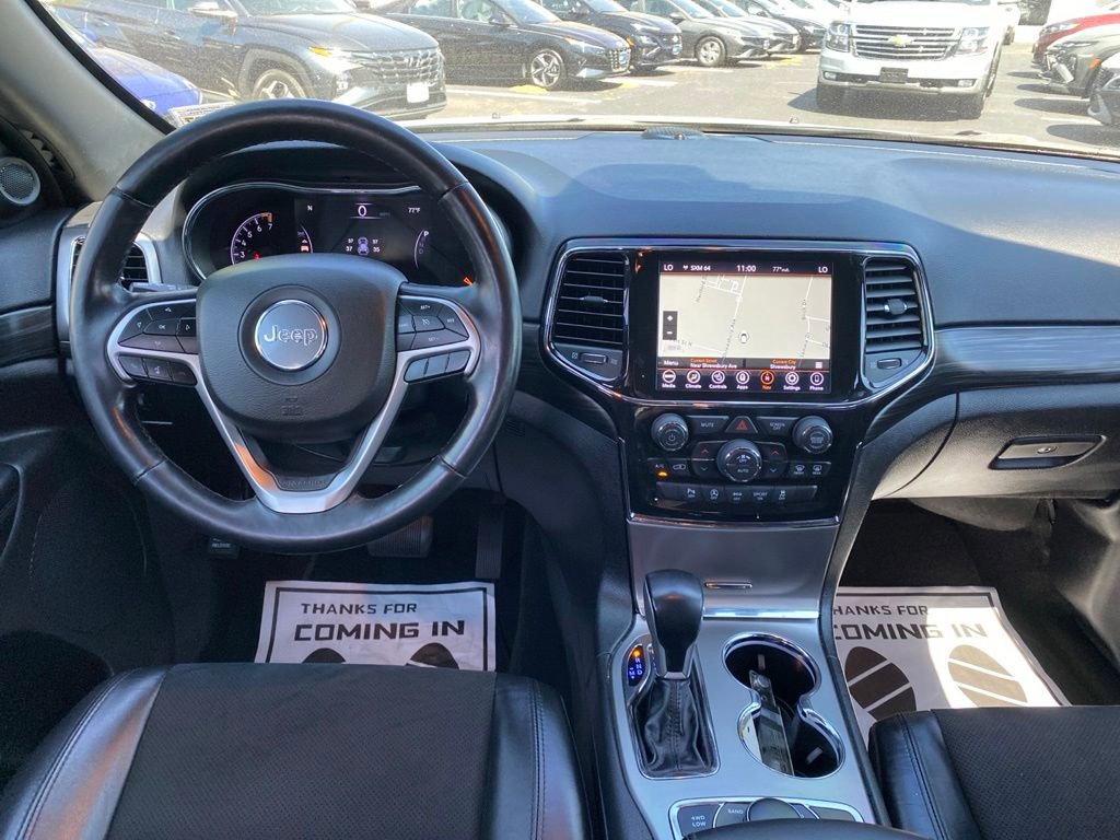 Used 2022 Jeep Grand Cherokee Laredo X AWD/4WD image 10