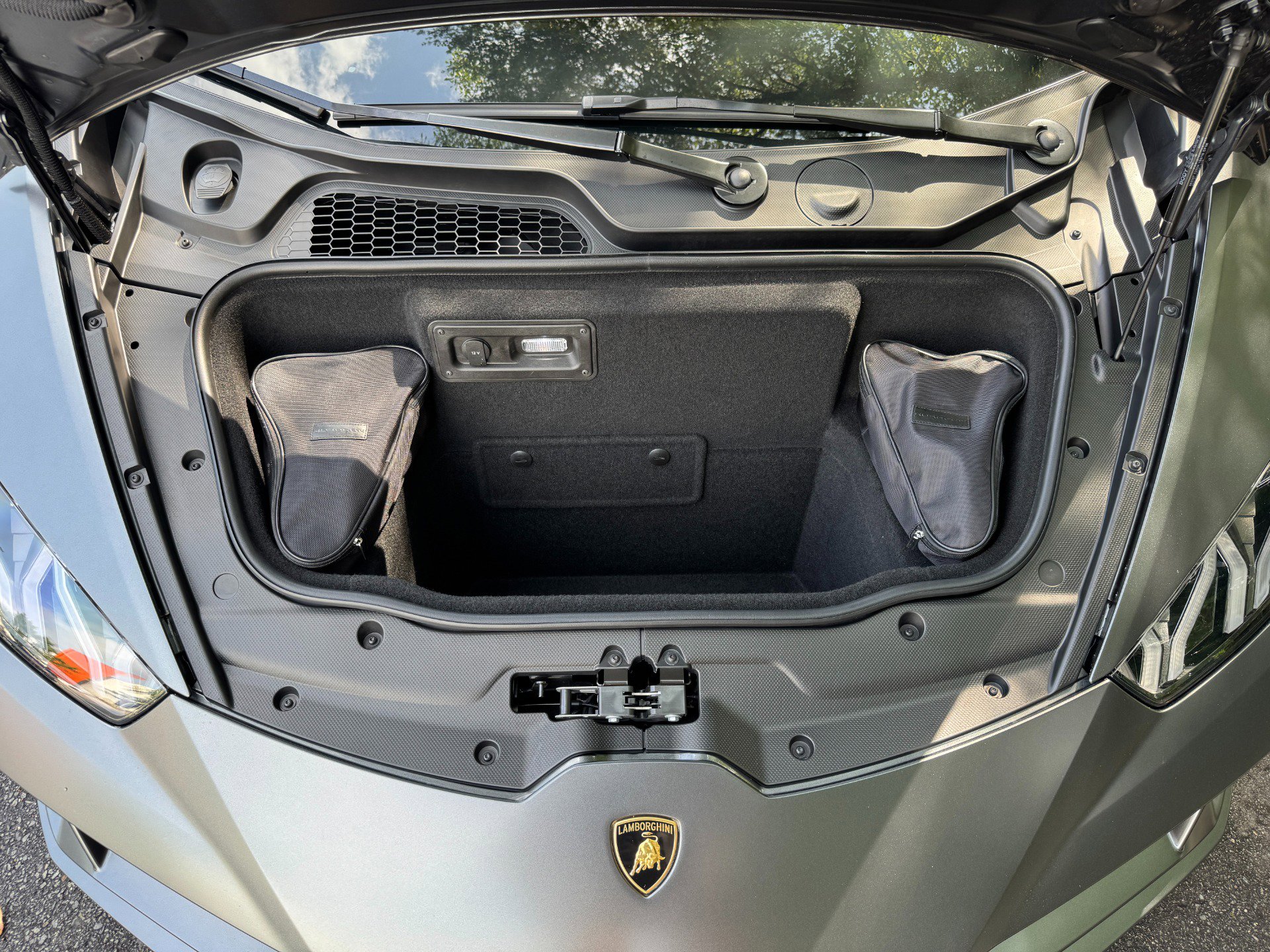 Used 2020 Lamborghini Huracan EVO AWD/4WD image 55