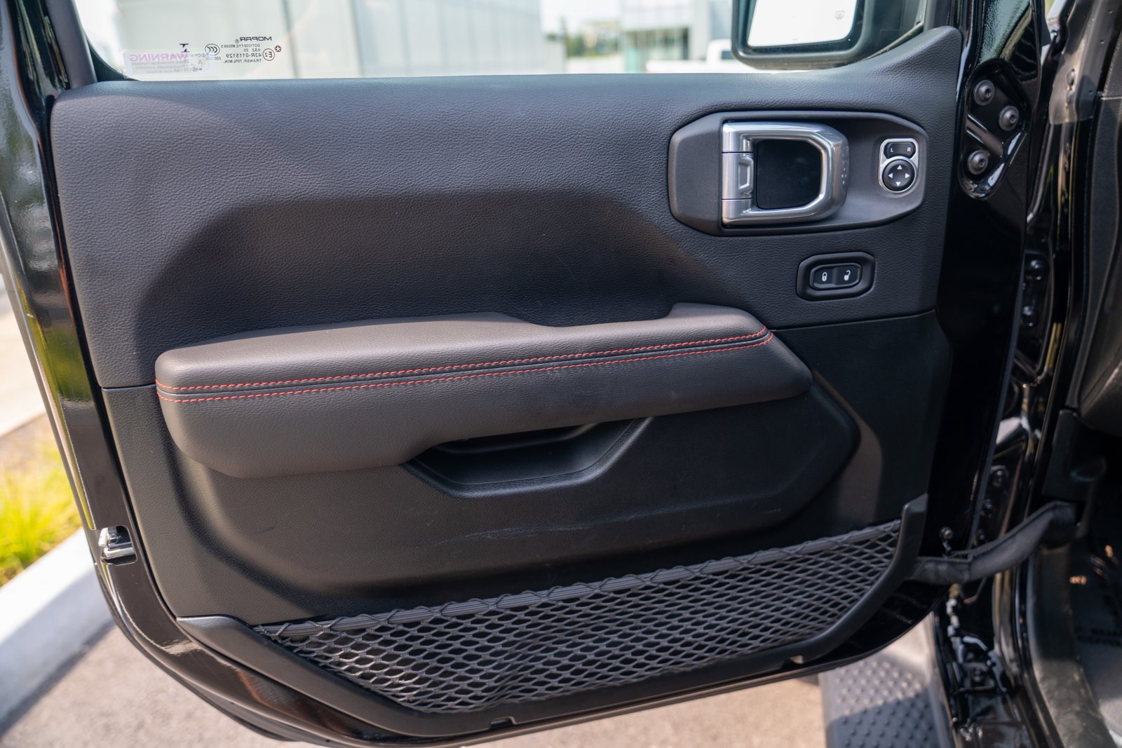 Used 2021 Jeep Wrangler Unlimited Rubicon AWD/4WD image 10