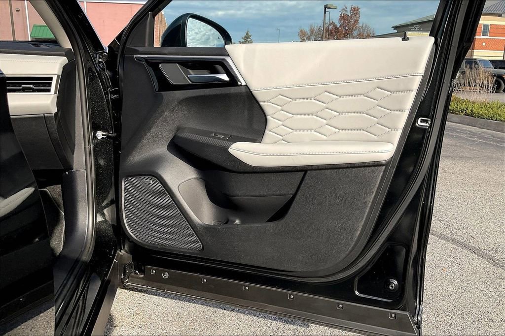 Used 2025 Mitsubishi Outlander SEL image 23