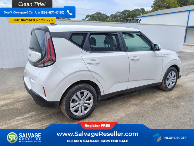 Used 2023 Kia Soul LX FWD image 4