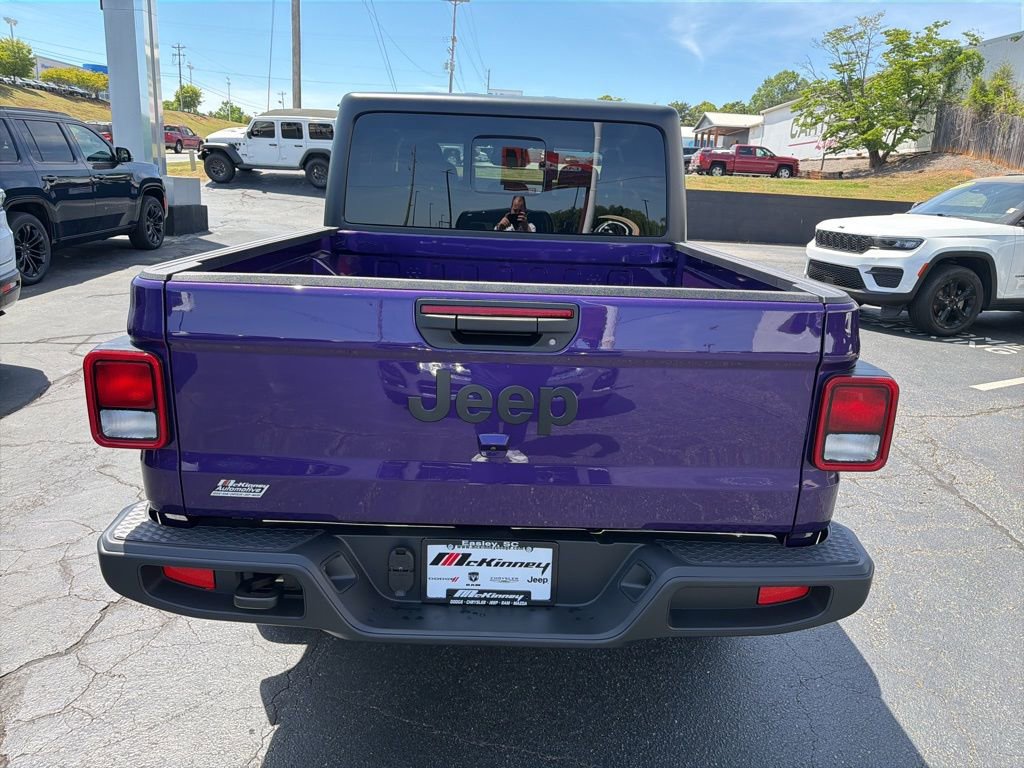 New 2026 Jeep Gladiator Sport AWD/4WD image 15