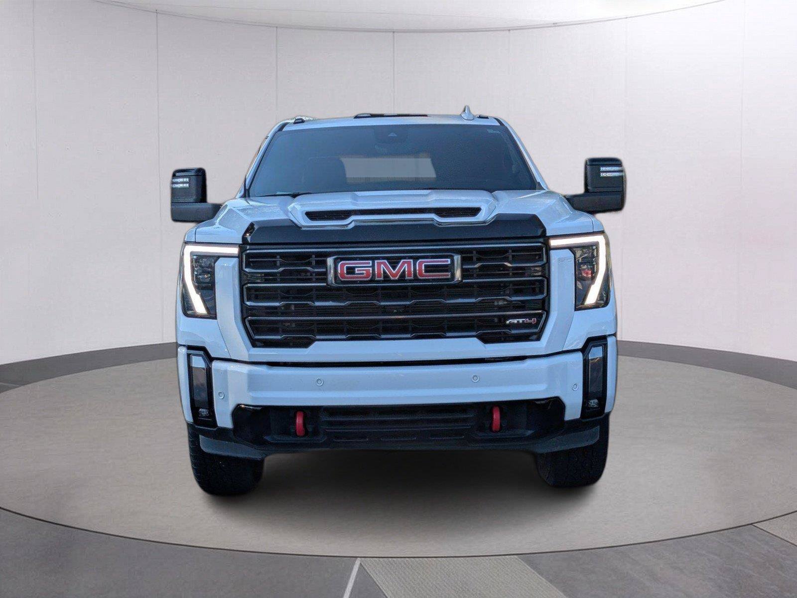 Used 2024 GMC Sierra 2500 AT4 w/ AT4 Premium Plus Package AWD/4WD image 11