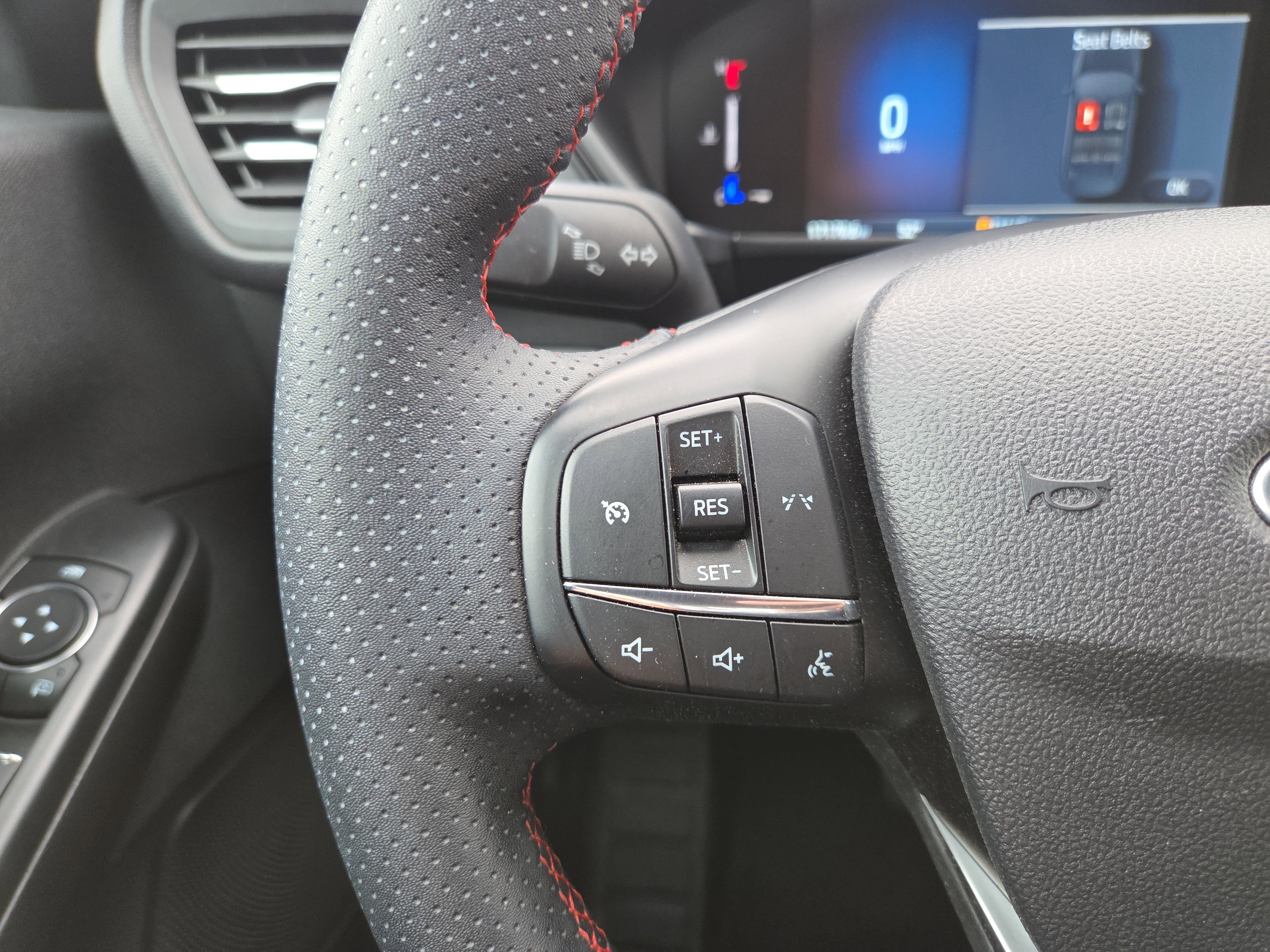 Used 2025 Ford Escape ST-Line image 11