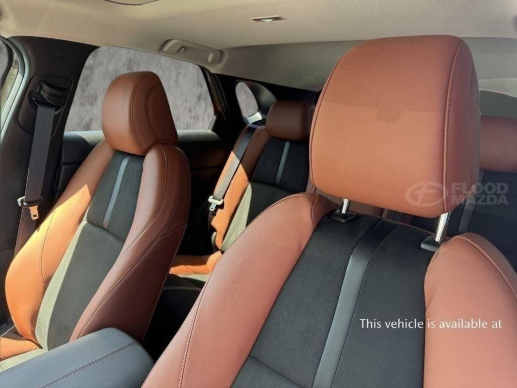 Certified 2025 MAZDA CX-30 Carbon AWD/4WD image 9