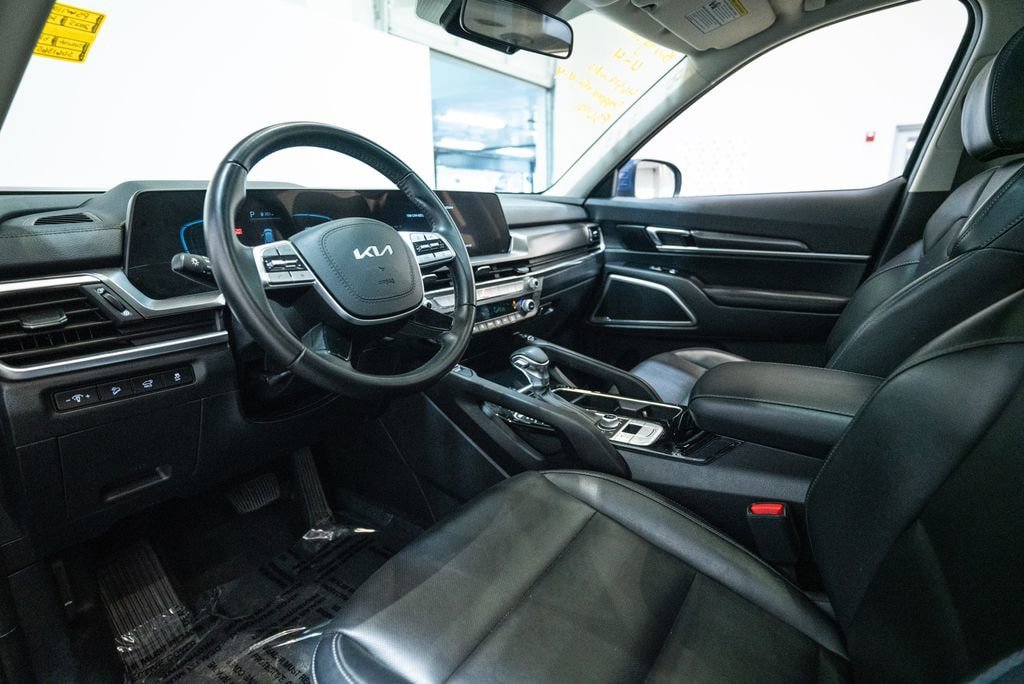 Used 2025 Kia Telluride S AWD/4WD image 4