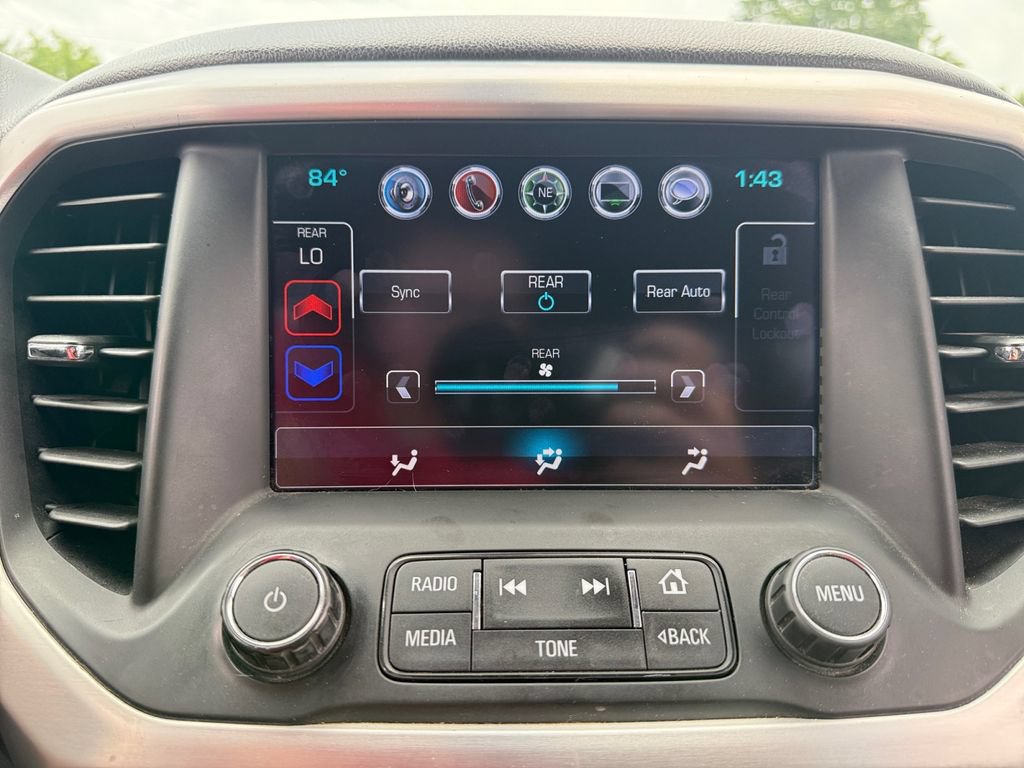 Used 2018 GMC Acadia SLT AWD/4WD image 49