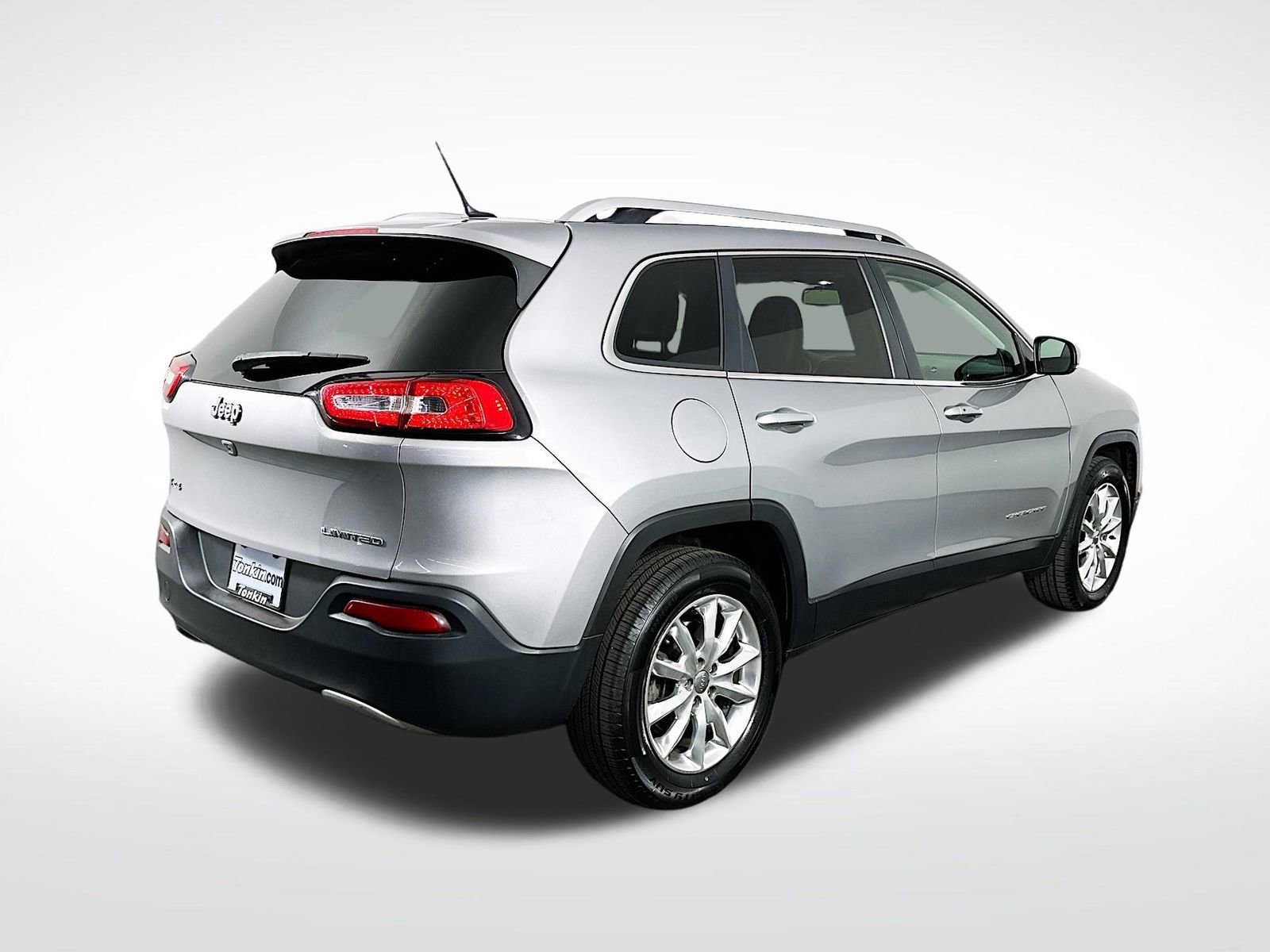 Used 2015 Jeep Cherokee Limited AWD/4WD image 8