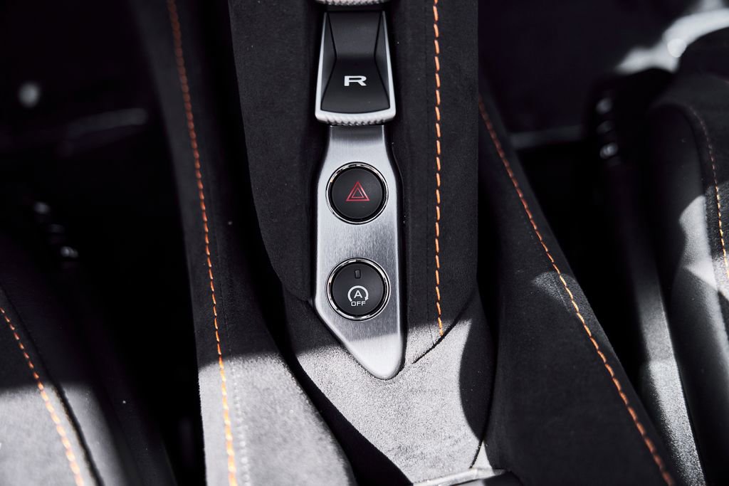 Used 2025 McLaren 750S Spider RWD image 64