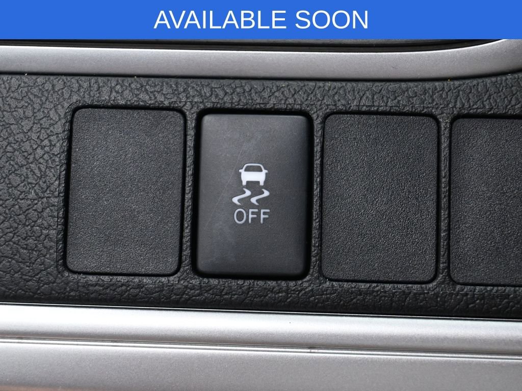 Used 2012 Toyota Camry LE FWD image 15